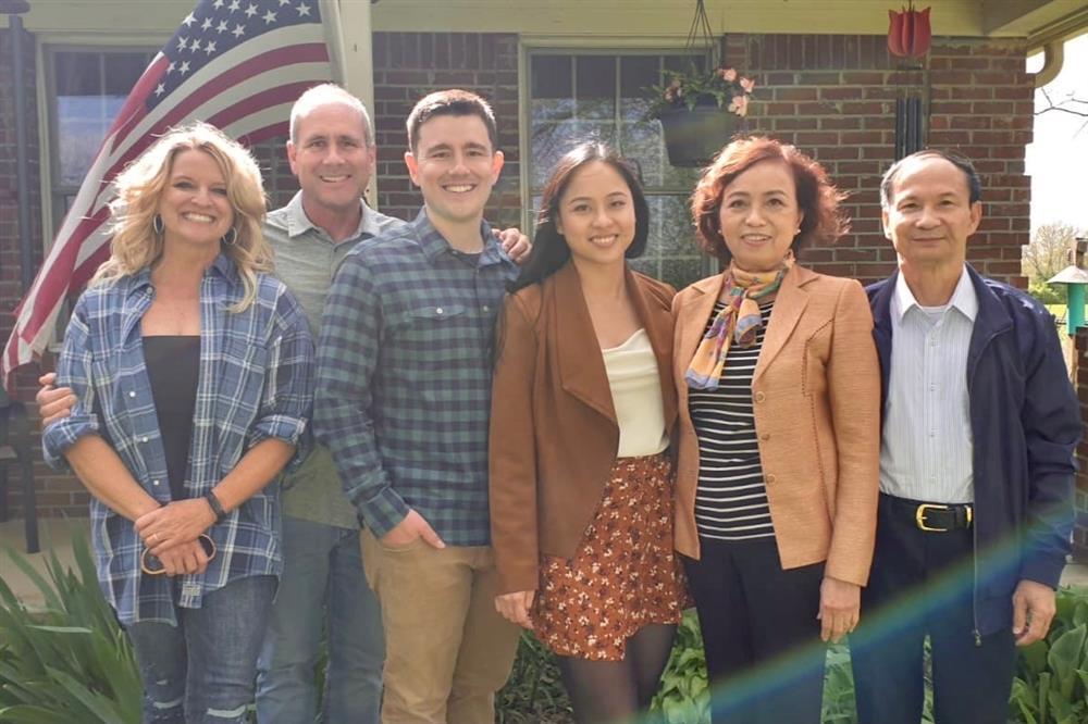 Cô gái Việt làm việc tại Mỹ thu nhập 2 tỷ đồng/năm-6