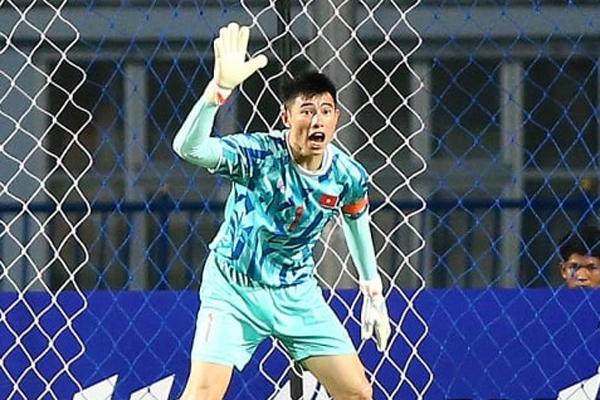 Bạn gái xinh đẹp, kín tiếng của thủ môn Trịnh Xuân Hoàng và Quan Văn Chuẩn-9