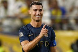 C.Ronaldo thiết lập cột mốc chưa từng có trong lịch sử bóng đá