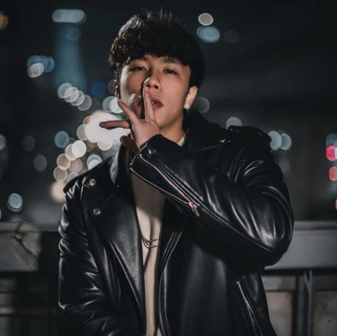 Con trai Vân Dung: Trên phim làm con đại gia phố núi, ngoài đời gu thời trang chất lừ-9