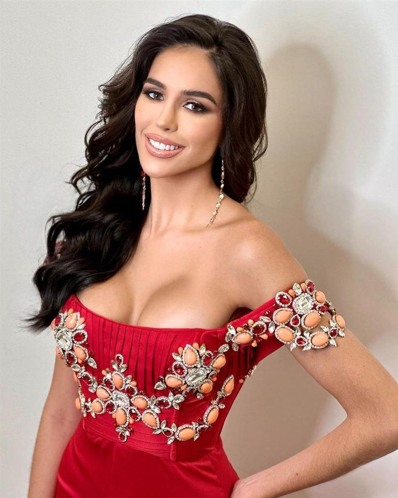 Đương kim Hoa hậu Hoàn vũ Venezuela bị ông trùm hoa hậu chỉ trích-2