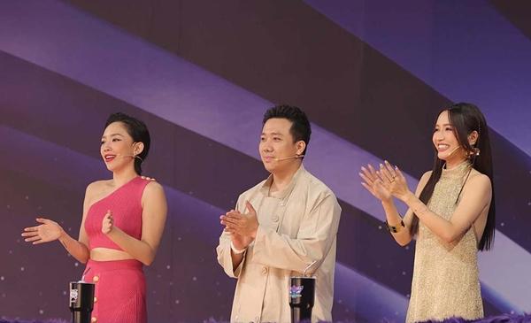 Ca Sĩ Mặt Nạ: 4 cố vấn đoán trượt, chào thua trước Tê Giác Ngộ Nghĩnh-1