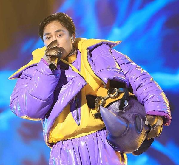 Ca Sĩ Mặt Nạ: 4 cố vấn đoán trượt, chào thua trước Tê Giác Ngộ Nghĩnh-3