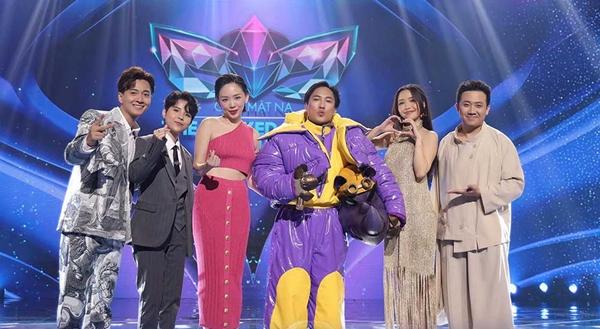 Ca Sĩ Mặt Nạ: 4 cố vấn đoán trượt, chào thua trước Tê Giác Ngộ Nghĩnh-4