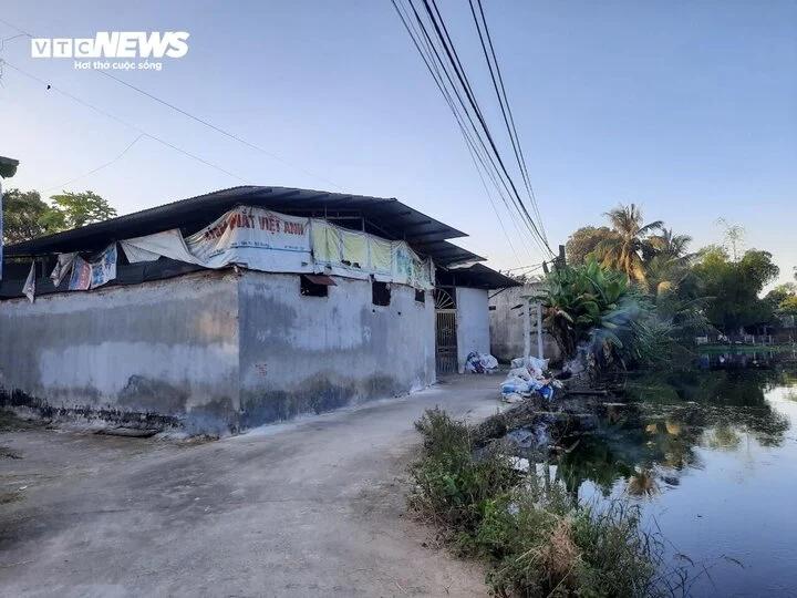 Nghi phạm bắt cóc bé gái 2 tuổi ở Hà Nội từng tốt nghiệp sư phạm, vướng nợ nần-1