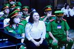 Lời tự bào chữa đẫm nước mắt của bà Nguyễn Phương Hằng tại tòa-1