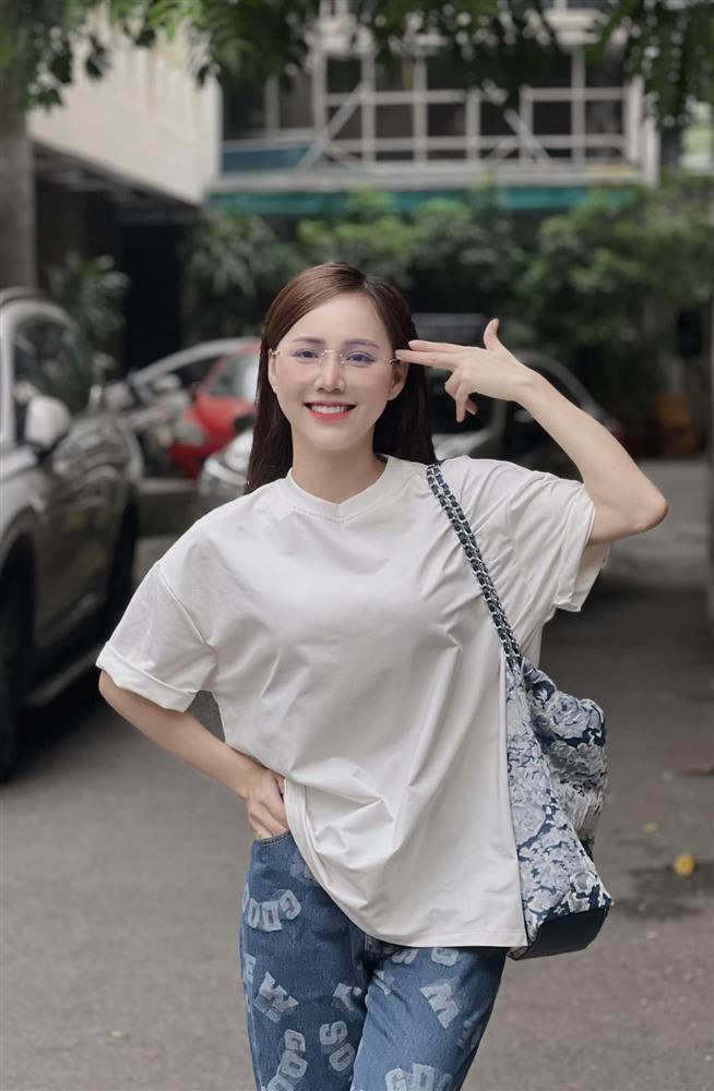 Nhan sắc người thương của anh bộ đội biên phòng trong Cuộc Chiến Không Giới Tuyến-6