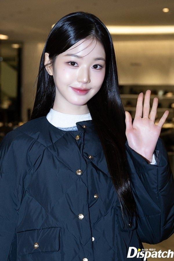 Jang Won Young (IVE) được nhận xét sinh ra để làm idol-1