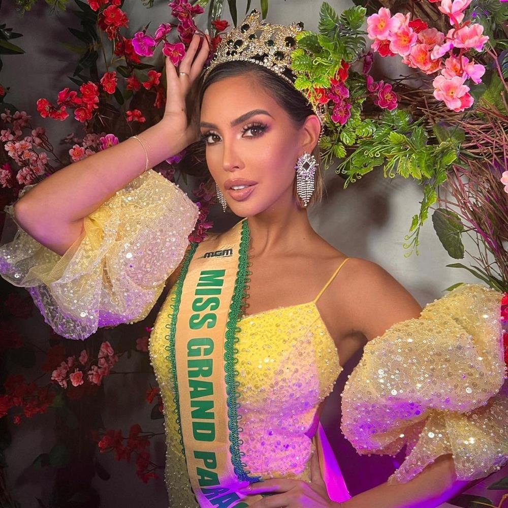 Người đẹp đầu tiên khởi hành sang Việt Nam thi Hoa hậu Hòa bình-18