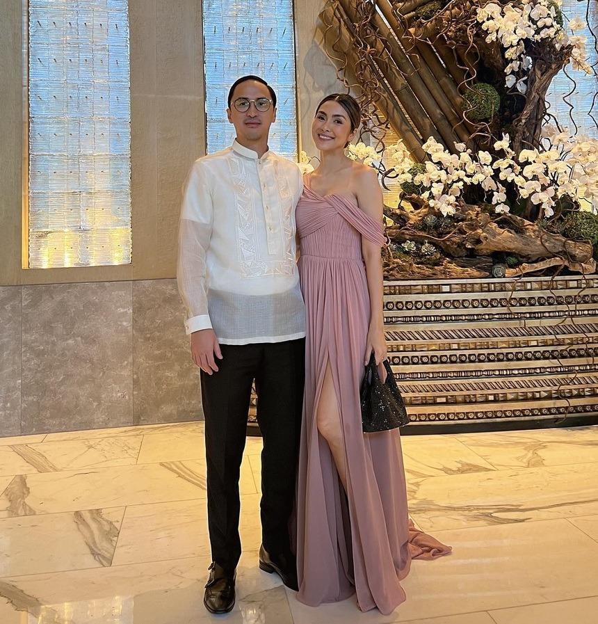 10 ý tưởng diện đồ đi ăn cưới giúp bạn ghi điểm sang trọng, tinh tế-4