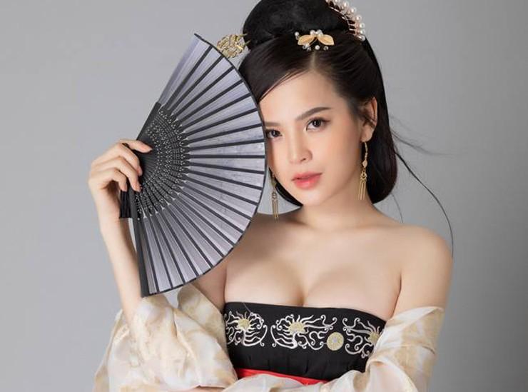 Thánh nữ Mì Gõ hóa tiên nữ cổ trang, cuộc sống giờ ra sao sau tin đồn clip nhạy cảm?-9