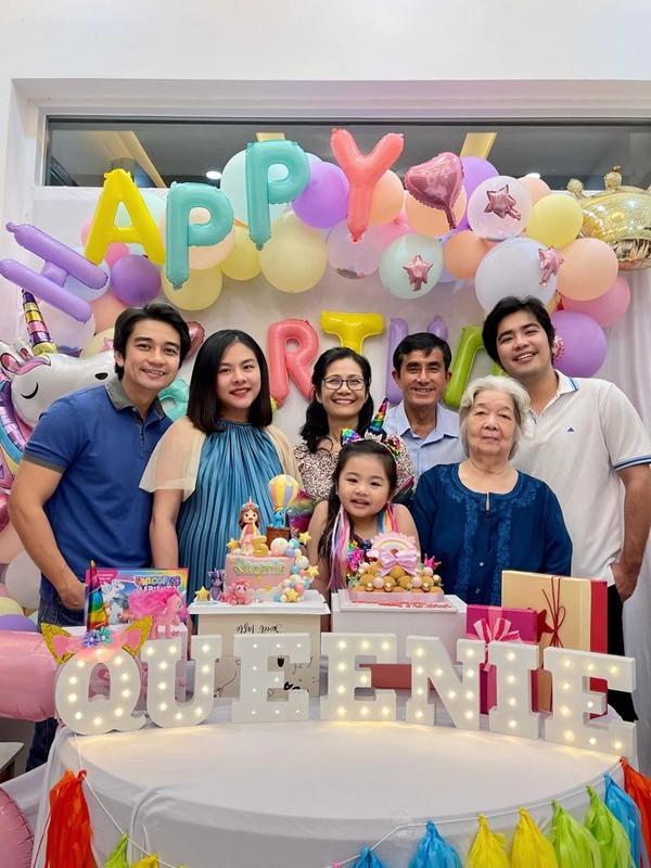 Rời xa màn ảnh, nàng thơ cũ của đạo diễn Victor Vũ hạnh phúc vì sống chung với mẹ chồng đại gia-1