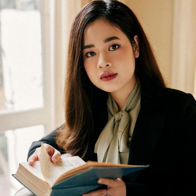 Nhan sắc đời thường của nữ cá mập sinh năm 1994 trong Shark Tank mùa 6-2