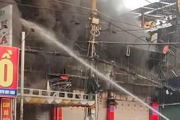 Chủ tịch phường ở Hà Nội bị phạt 56 triệu đồng vì không chịu đo nồng độ cồn-3