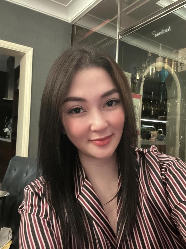 Hoa hậu Nguyễn Thị Huyền: Gương mặt từ khuôn trăng đầy đặn đến vline gây sửng sốt-3