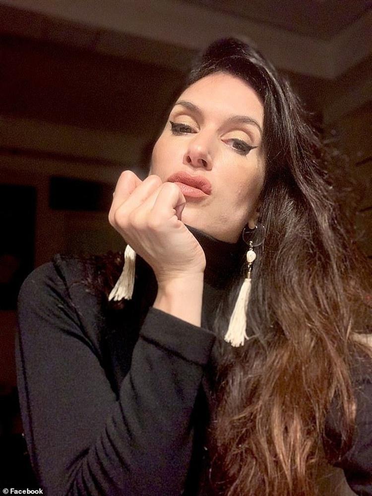 Lừa đảo mẹ ruột 150 triệu USD, nữ diễn viên tử vong sau cú ngã từ tầng cao-1