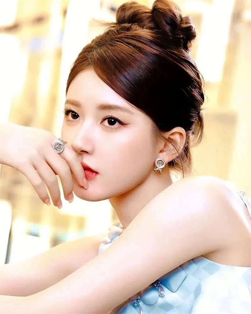 Triệu Lộ Tư nhận đãi ngộ lớn tại Milan Fashion Week-1