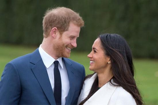 Bức ảnh khiến Harry và Meghan từ bỏ Hoàng gia Anh