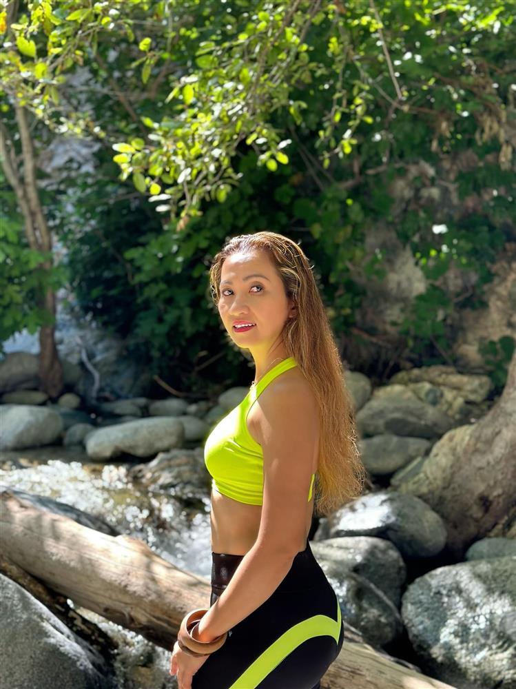 Mỹ nhân Đồng tiền xương máu ngày càng gợi cảm sau cú sốc ung thư-1