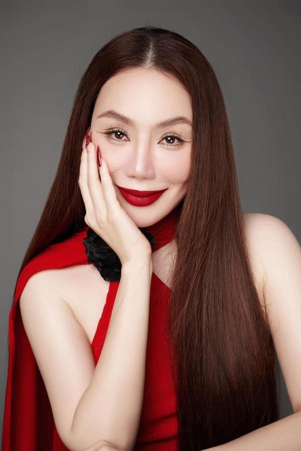 Hồ Quỳnh Hương: Gương mặt thay đổi thế nào mà khán giả giật mình không nhận ra?-8