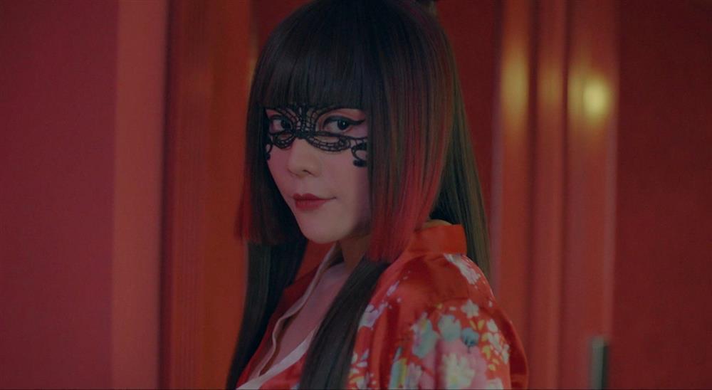 Đời thực của Huyền Trang Biệt Dược Đen, từng đóng cảnh nóng với Việt Anh-2