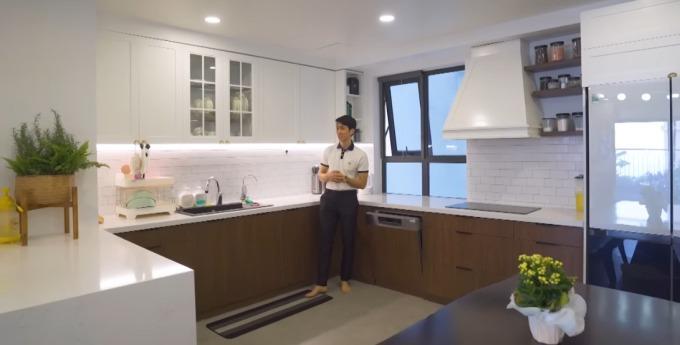 Chi tiết thú vị trong căn nhà Bình An - Phương Nga chứng tỏ á hậu là fan ruột BlackPink-3