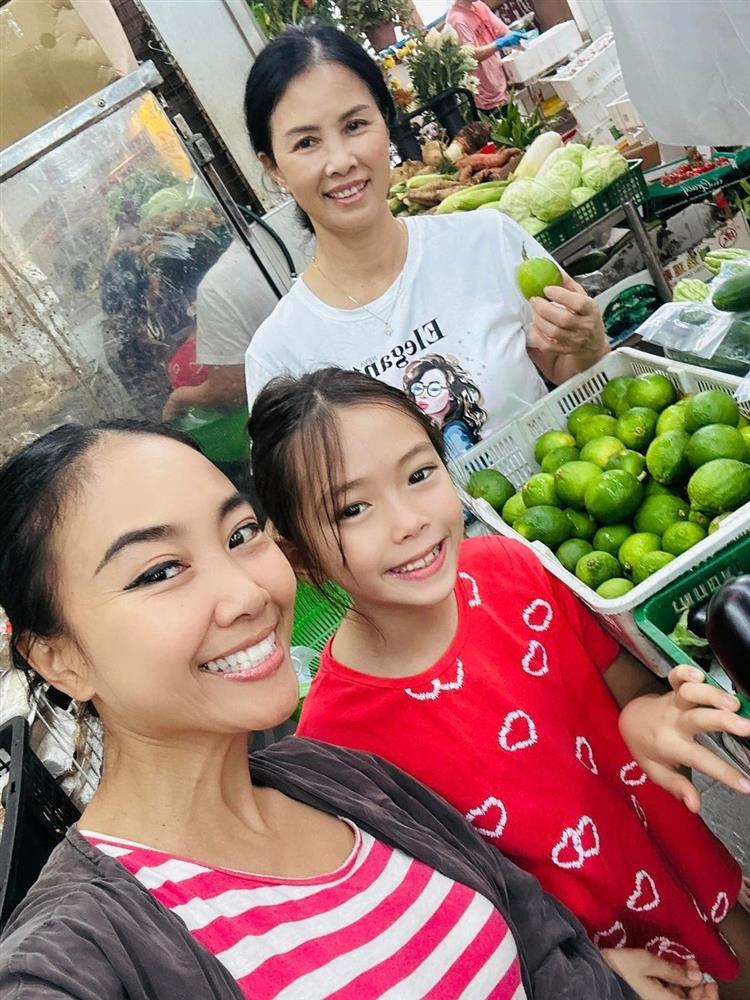 Đoan Trang 2 năm ở Singapore: Viên mãn bên chồng Tây, ở nhà làm nội trợ-5