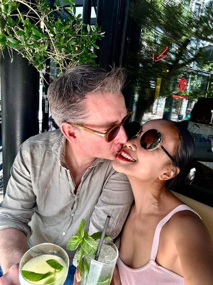 Đoan Trang 2 năm ở Singapore: Viên mãn bên chồng Tây, ở nhà làm nội trợ-11