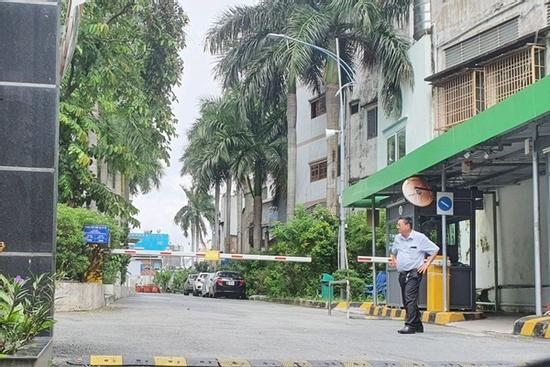 Người đàn ông tử vong khi rơi từ lầu chung cư ở TPHCM