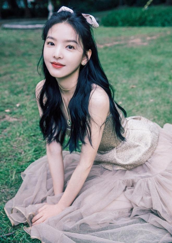 Cùng xuất thân từ nông thôn, một sao nữ được khen có khí chất hơn hẳn Triệu Lệ Dĩnh-8