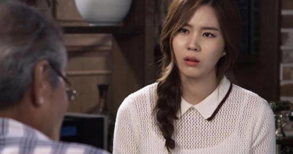 5h sáng, bố chồng gọi con dâu dậy bắt làm một việc vô lý-1