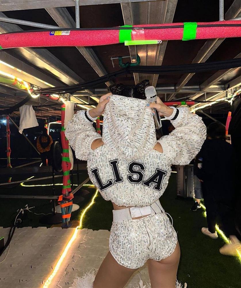 Trang phục đẹp nhất của BlackPink-14