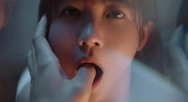 Phim ngôn tình thần tượng bị chỉ trích vì cảnh phim và lời thoại 18+-1