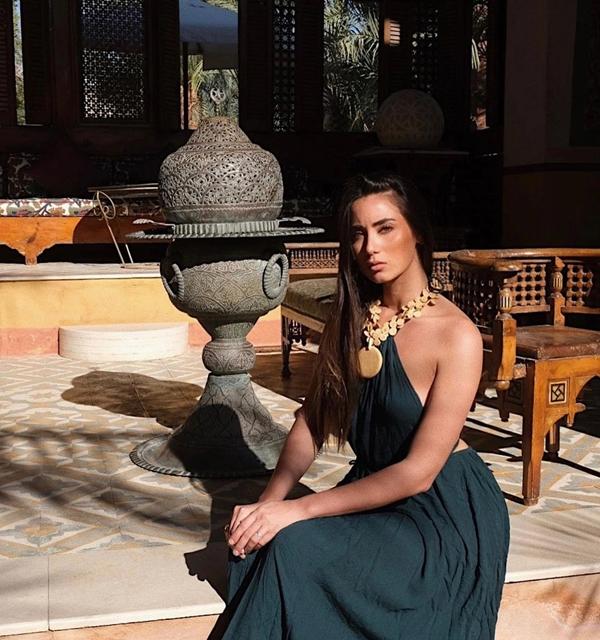 Phong cách nóng bỏng của hai hot girl lai Tây đang gây chú ý trên mạng-12