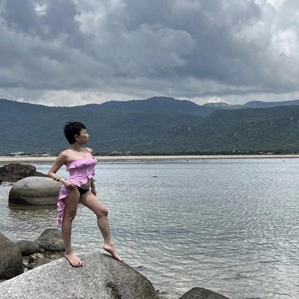 Biệt thự siêu chất của nữ ca sĩ bị chồng dìm hàng không thương tiếc-3