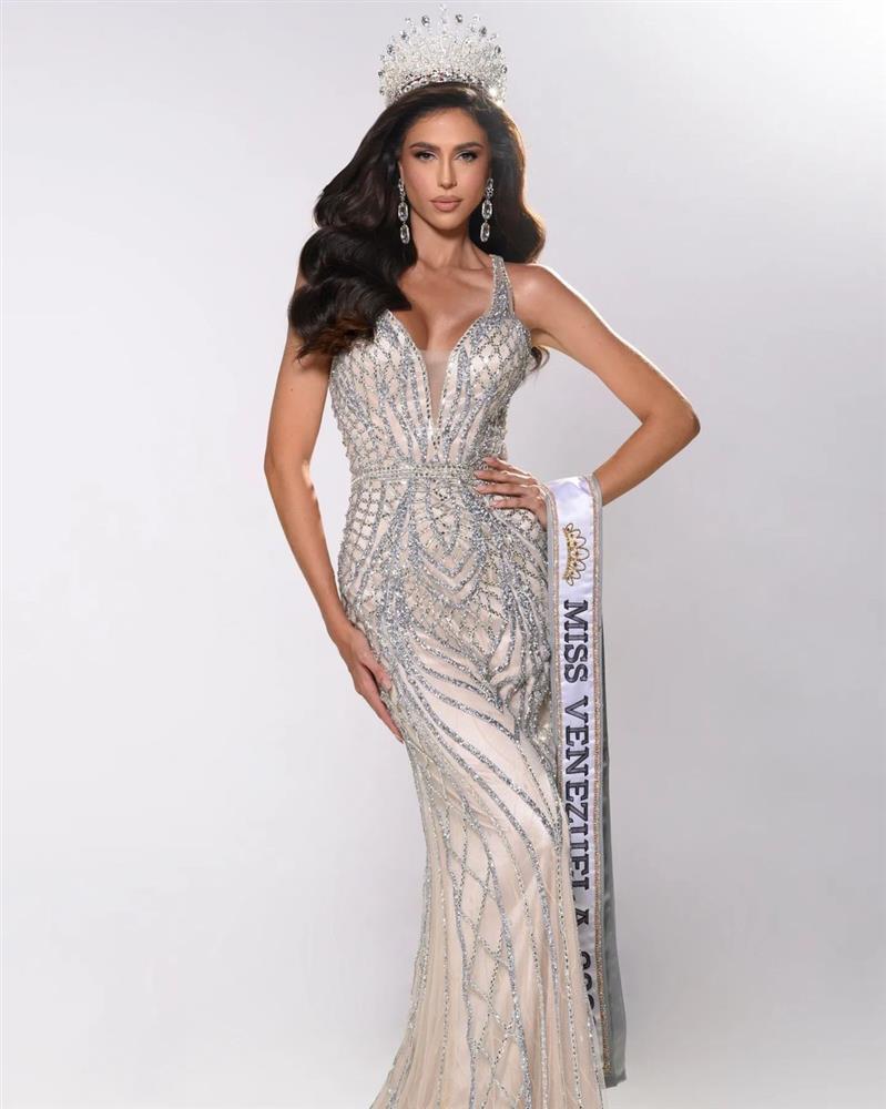 Nhan sắc 10 người đẹp nổi bật nhất Hoa hậu Hoàn vũ 2023-10