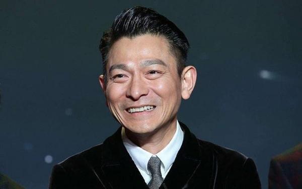 Thiên vương Lưu Đức Hoa và sự nghiệp huy hoàng 4 thập kỷ-4