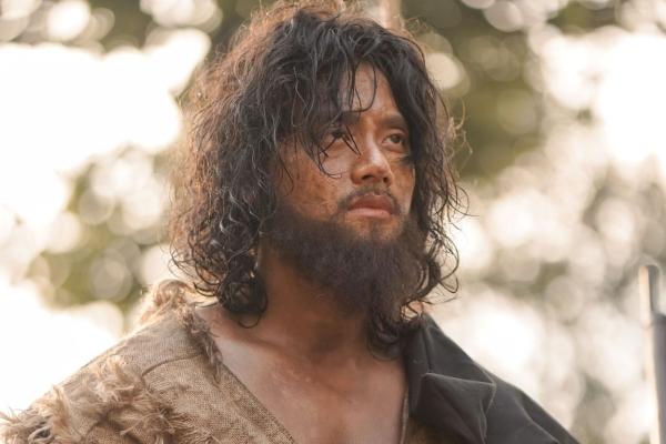 Võ Tòng phim Đất phương Nam: Đổi đời nhờ vai phụ, phải hát hội chợ để mưu sinh-4