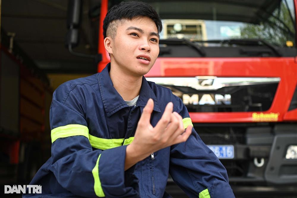 Hạ sĩ PCCC bị thương kể đêm sẵn sàng hy sinh cứu người trong chung cư mini-2