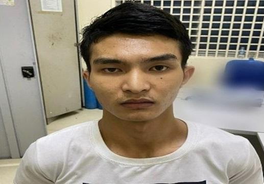 Hà Nội: Cô gái bị tên cướp khống chế khi đang mở cửa nhà-1