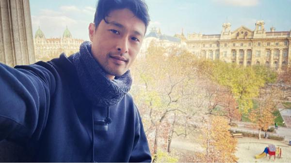 Johnny Trí Nguyễn có chế độ ăn như thế nào mà hụt cân đến mức fan hốt hoảng còn đâu trai đẹp một thời?-9