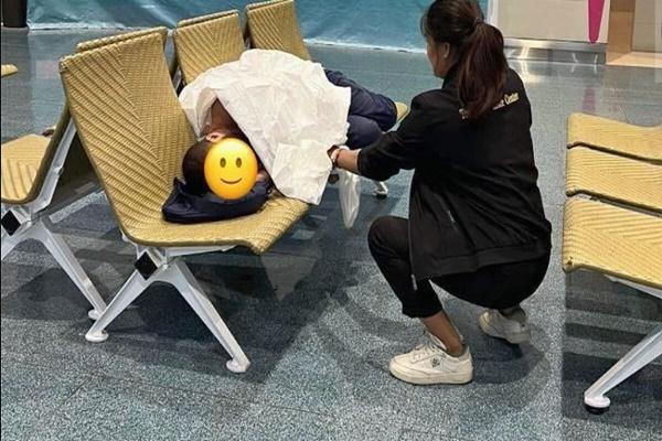 Sân bay nổi tiếng nguy hiểm nhất thế giới nằm ở nơi hạnh phúc nhất thế giới-5