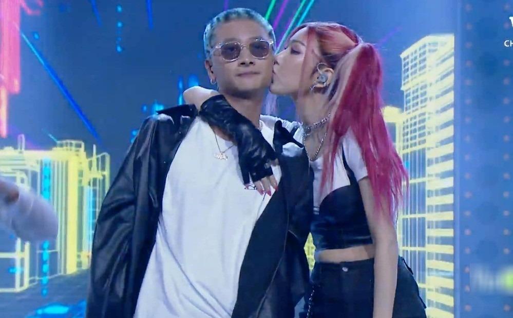 Cuộc tình giữa ca sĩ Min và rapper Hải Phòng bị chỉ trích ích kỷ đội lốt lụy tình-1