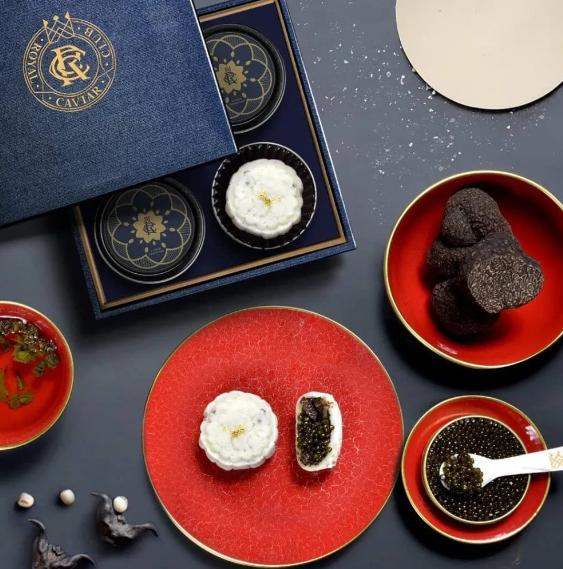 Tiết lộ 16 nguyên liệu làm nên chiếc bánh trung thu 22 triệu, đắt hơn cả bánh dát vàng-1