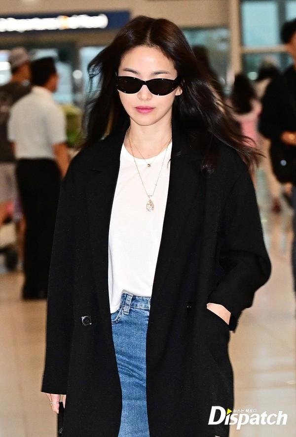 Song Hye Kyo biến sân bay thành sàn diễn thời trang-3