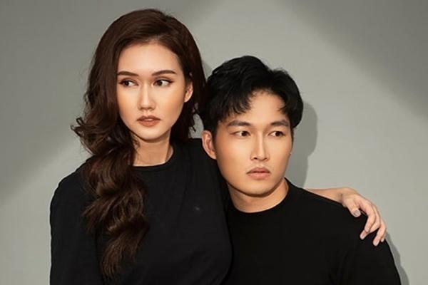 Hơn 1 năm chia tay Đình Tú, Hương Giang khoe khoảnh khắc tựa vai người đàn ông giấu mặt-5