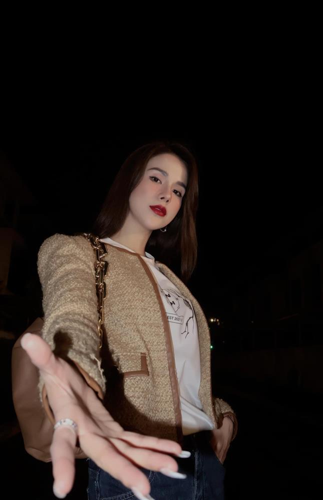 Diệp Lâm Anh váy áo gợi cảm, túi hàng hiệu chuẩn Chị Đẹp Đạp Gió Rẽ Sóng-4