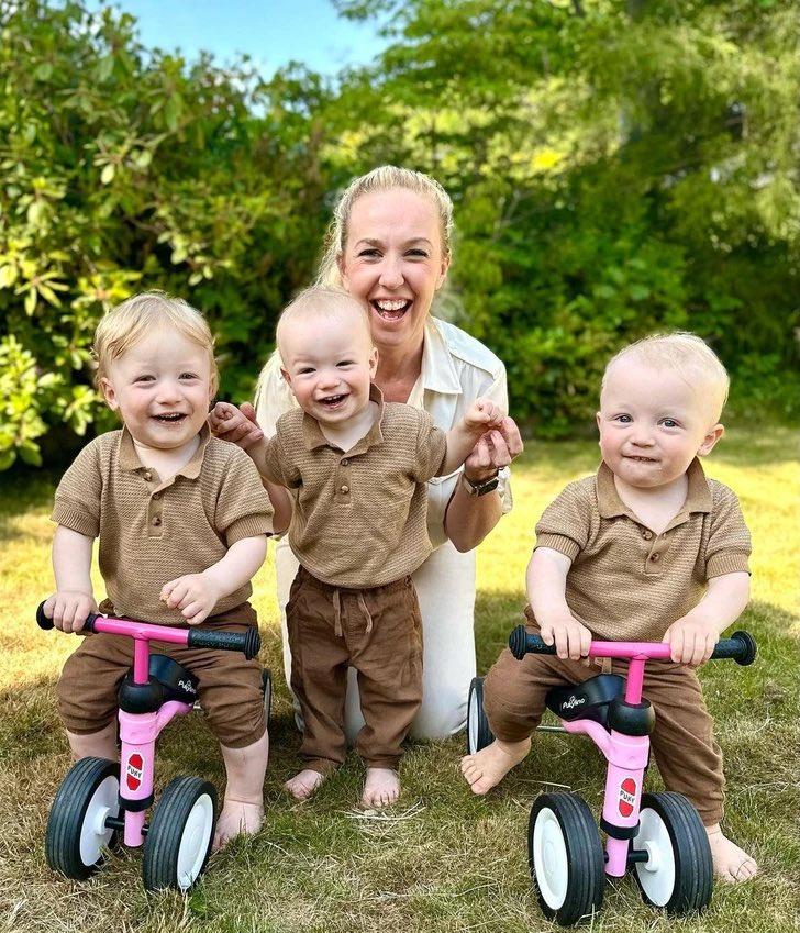 Người mẹ khoe bụng bầu như muốn nổ tung, choáng với chiếc bụng sau khi sinh-5