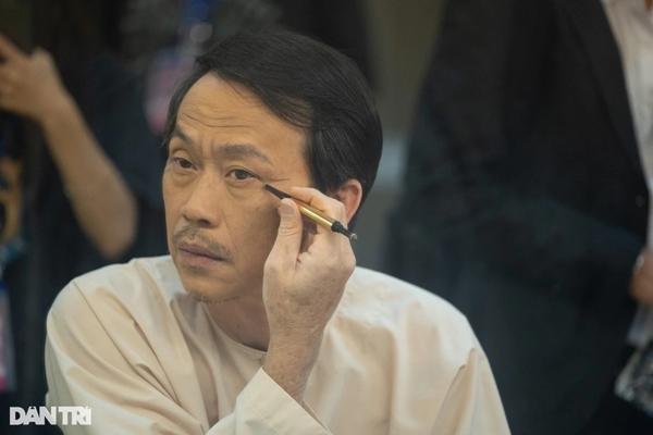 Cuộc sống Hoài Linh tuổi 54: Chăm chỉ làm vườn, thích ăn cơm cá khô-1