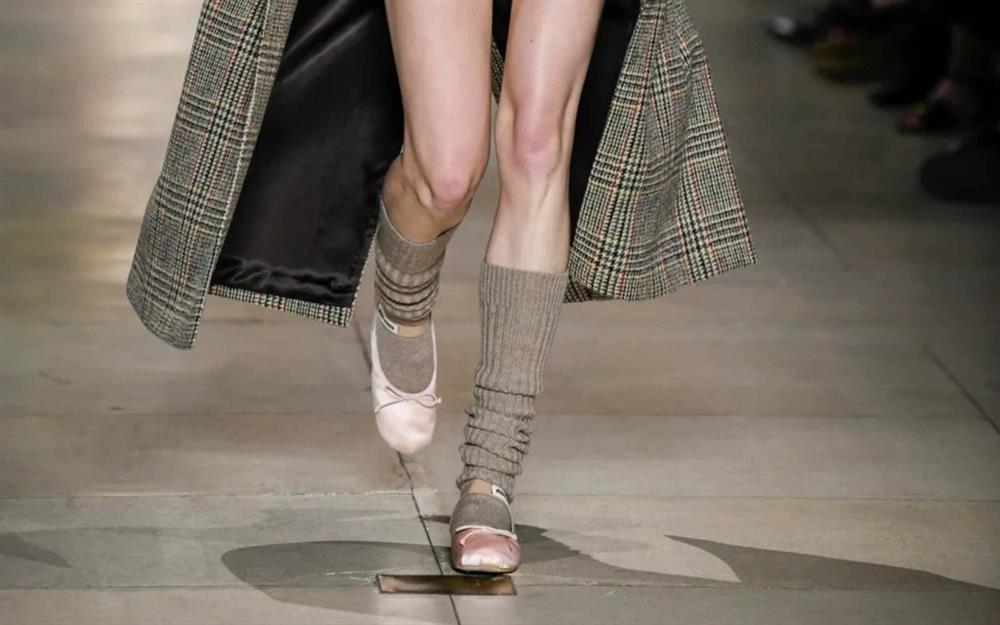 Mẫu giày gì hoàn hảo cho người phụ nữ bận rộn thời nay?-2